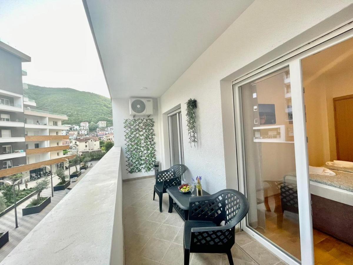 Olive Square Apartment Budva Eksteriør bilde